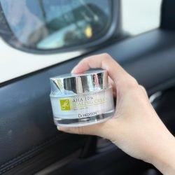 Kem dưỡng tẩy tế bào chết Dr.Hedison AHA 10% Scaling Cream (50ml)