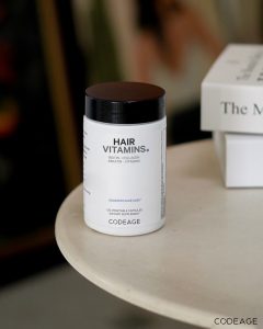 Viên uống hỗ trợ mọc tóc và dưỡng tóc chắc khỏe Codeage Hair Vitamins lọ 120 viên
