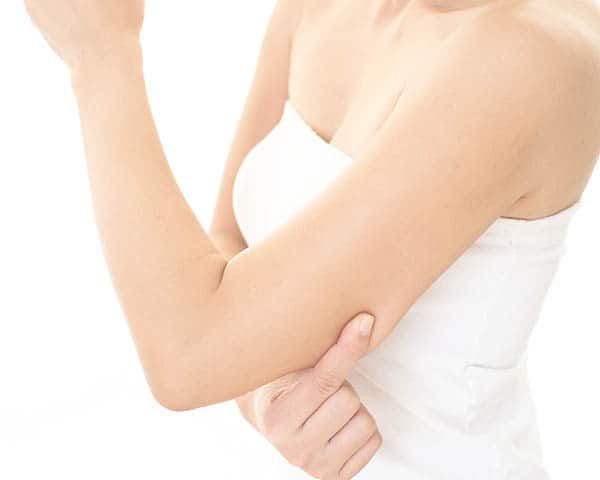 Vì Sao Phụ Nữ Dễ Bị Mỡ Bắp Tay
