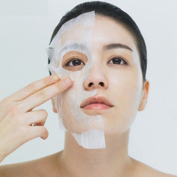 Đắp Mask Bị Nổi Mụn – Nguyên Nhân Do Đâu