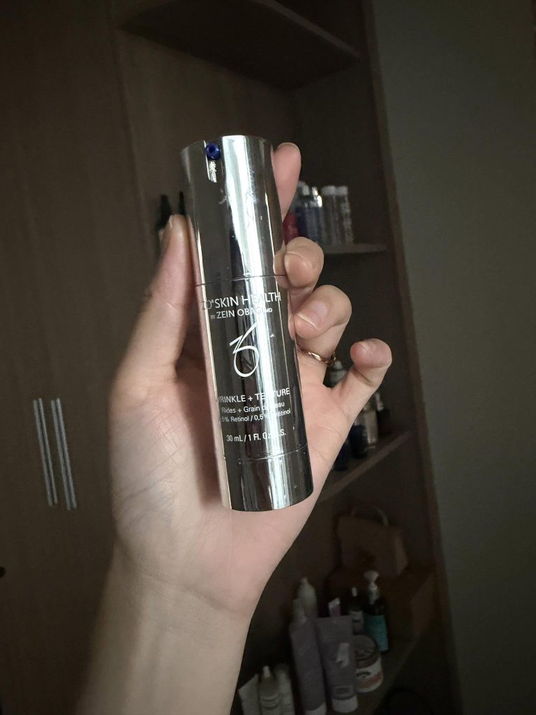 Dùng Retinol Bị Bong Tróc Có Bình Thường Không